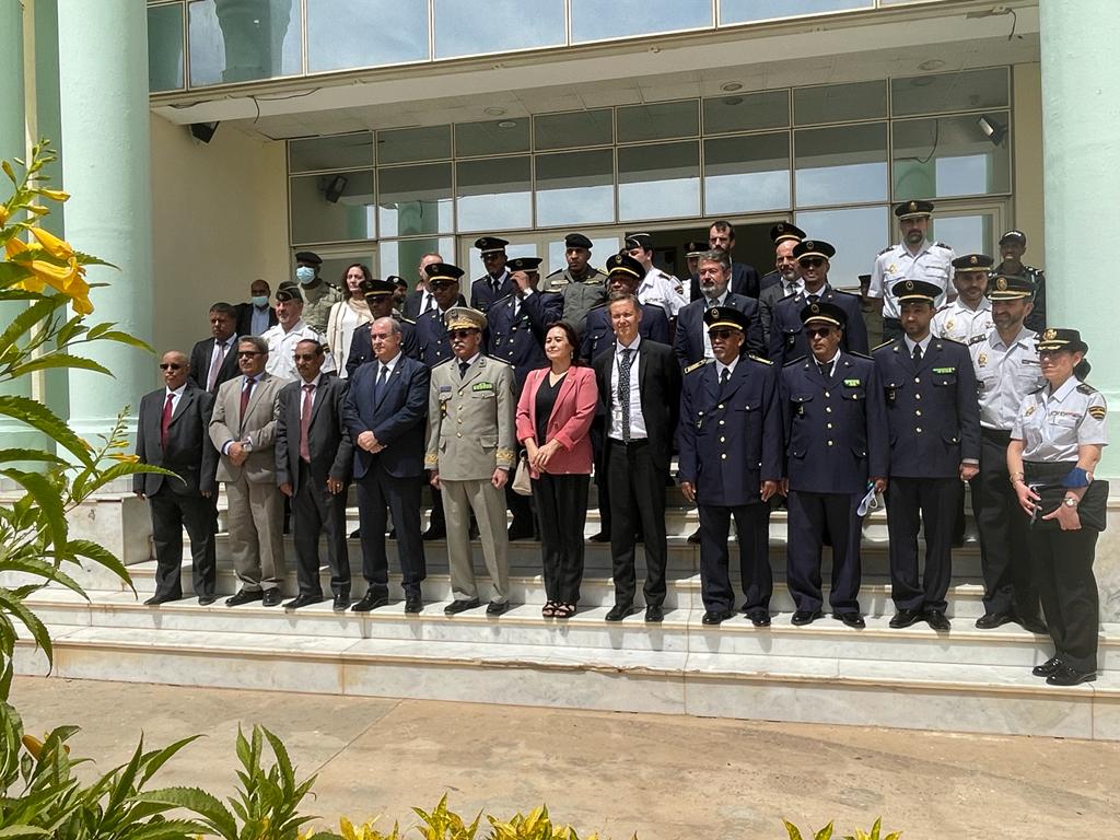 Foto de grupo con distintas personalidades Foto de grupo con distintas personalidades